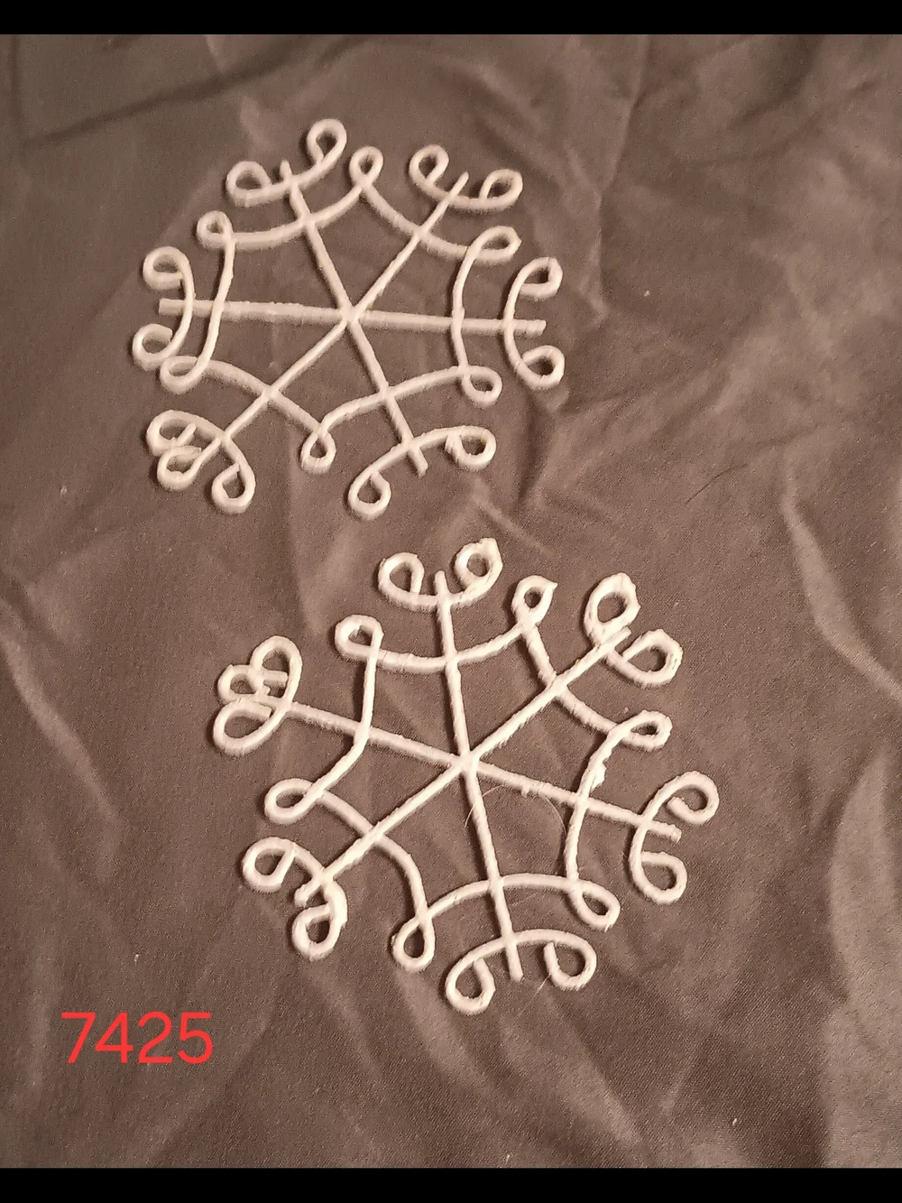 28 Snowman And Snowflake Metal Ornaments